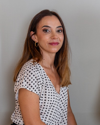 Veravitas Trabajo Social · retrato izquierdo